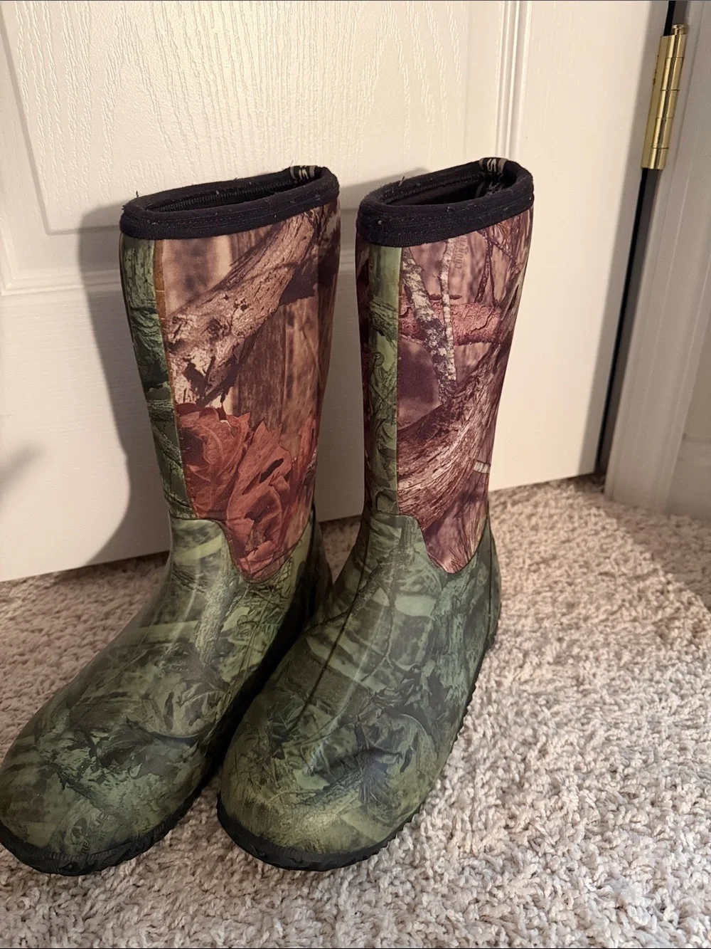 Bogs Kids Camo Green and Brown Waterproof Boots